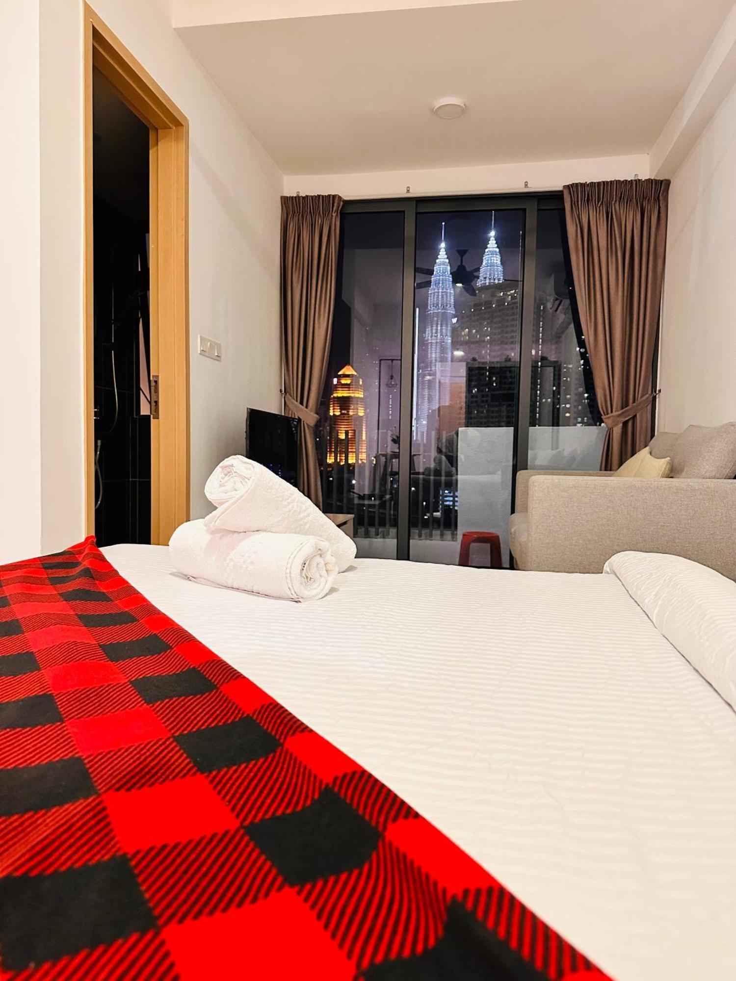 쿠알라룸푸르 The Luxe Colony Klcc By Infinitum 아파트 외부 사진