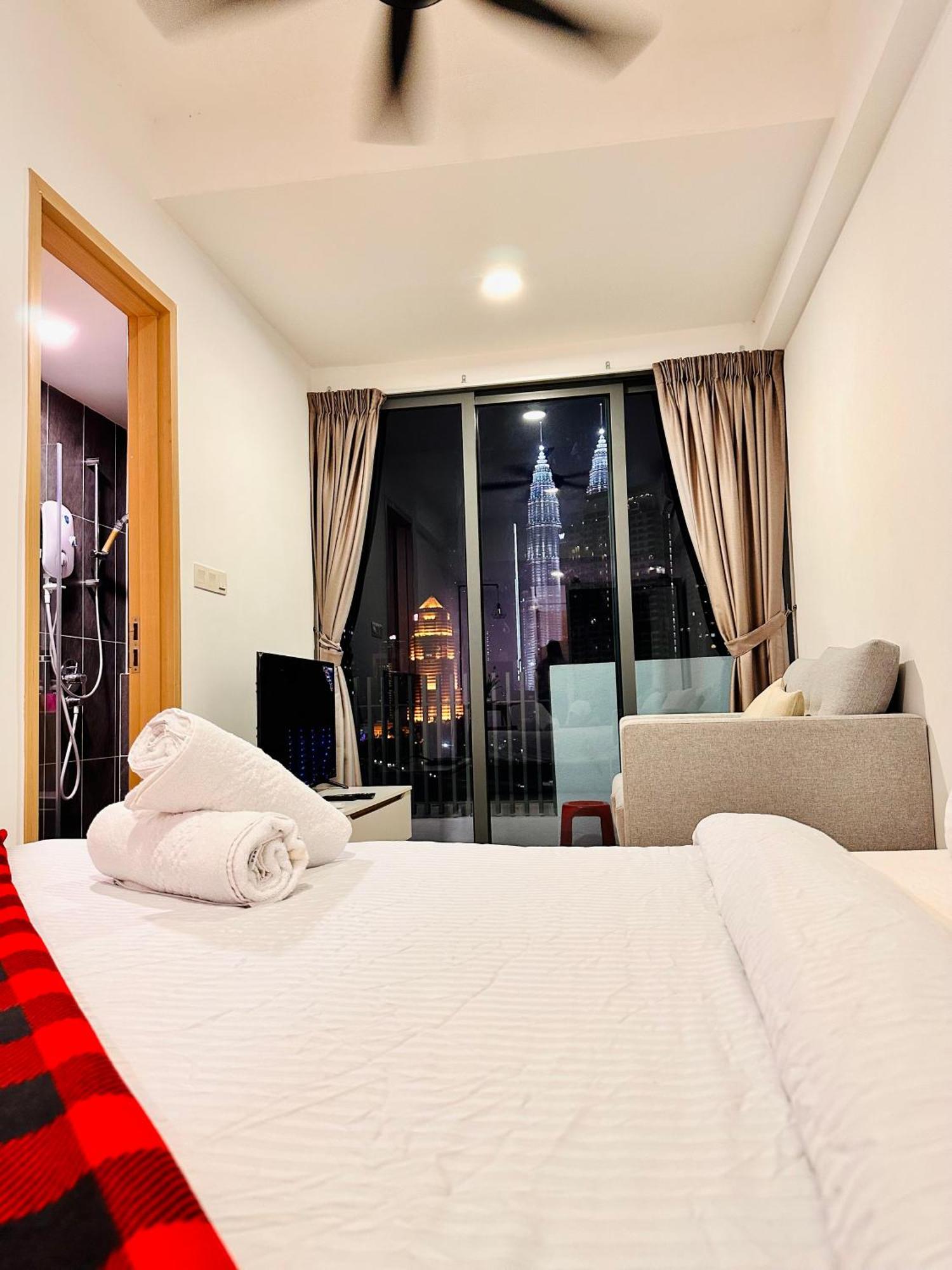 쿠알라룸푸르 The Luxe Colony Klcc By Infinitum 아파트 외부 사진
