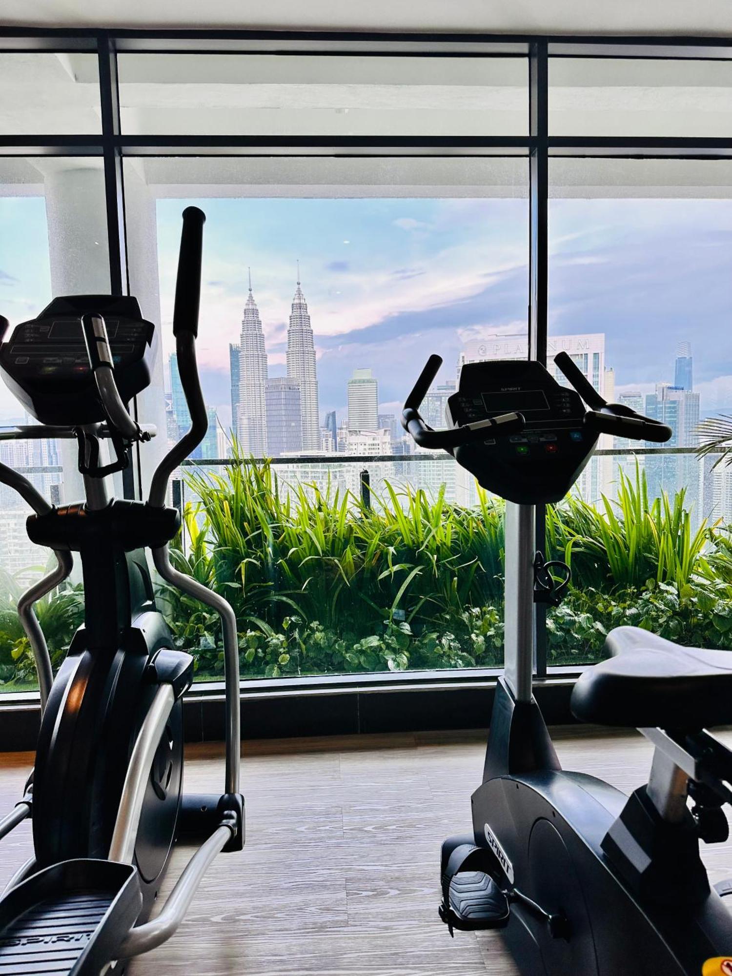 쿠알라룸푸르 The Luxe Colony Klcc By Infinitum 아파트 외부 사진