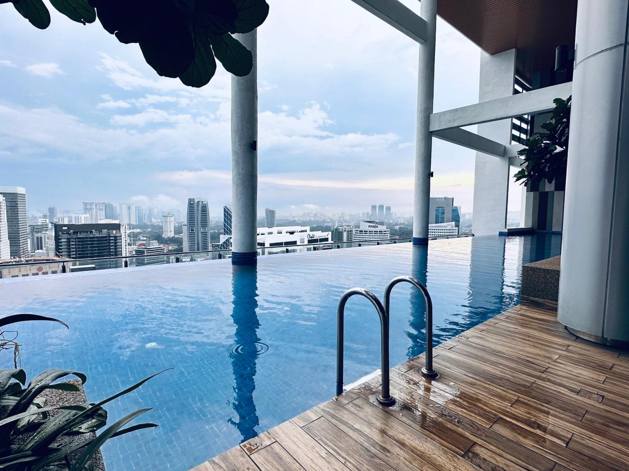 쿠알라룸푸르 The Luxe Colony Klcc By Infinitum 아파트 외부 사진