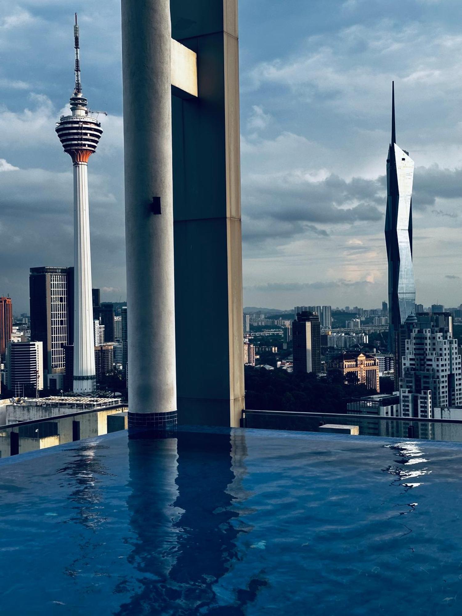 쿠알라룸푸르 The Luxe Colony Klcc By Infinitum 아파트 외부 사진